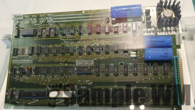 Apple 1
